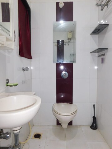 Bathroom in 3 BHK Apartment at Prime Rose Apartment Andheri West, Andheri West – for Rent