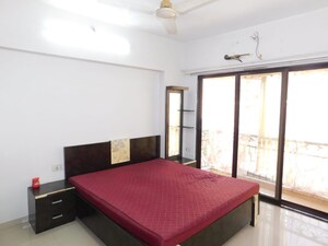 Bedroom in 3 BHK Apartment at Prime Rose Apartment Andheri West, Andheri West – for Rent