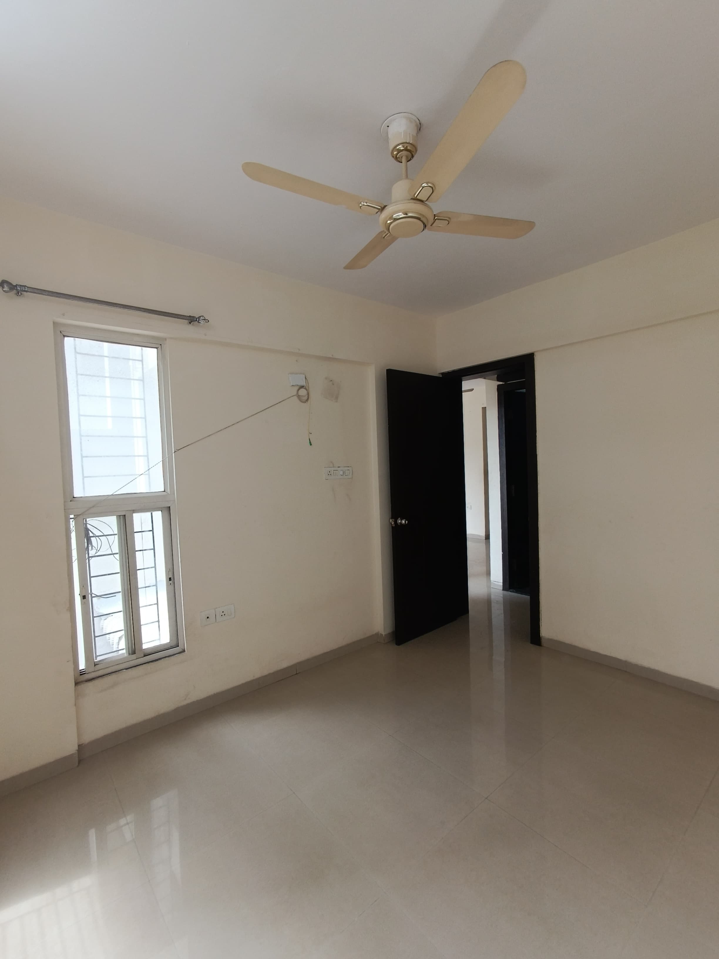2 BHK Apartment For Rent in Goldville 