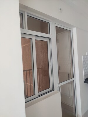 Room in 1 BHK Apartment at Godrej Green Vistas, Mahalunge – for Sale