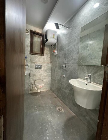 Bathroom in 2 BHK Builder Floor at Saket – for Rent