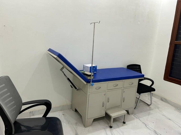 Team Area, patiala road 4 Bedroom 1100 Sq.Ft. Independent House In Patiala Road Zirakpur 9262631