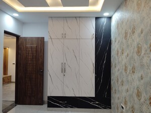 Furnished Amenities in 3 BHK Builder Floor at Aarav Homes, Green Fields Colony – for Sale