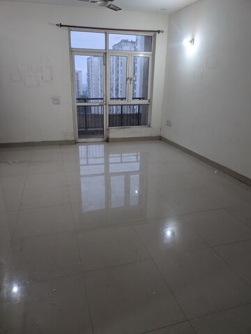 2 BHK Apartment For Rent in Jaypee Green Wish town Klassic, Sector 134