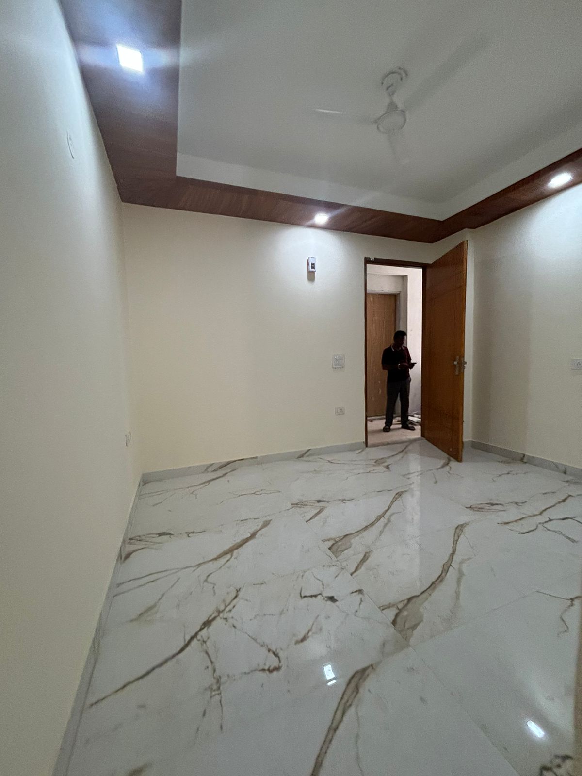 1 BHK Builder Floor For Rent in Neb Sarai 