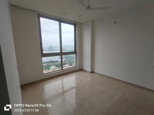Room in 2 BHK Apartment at Hiranandani Zen Atlantis, Powai – for Rent