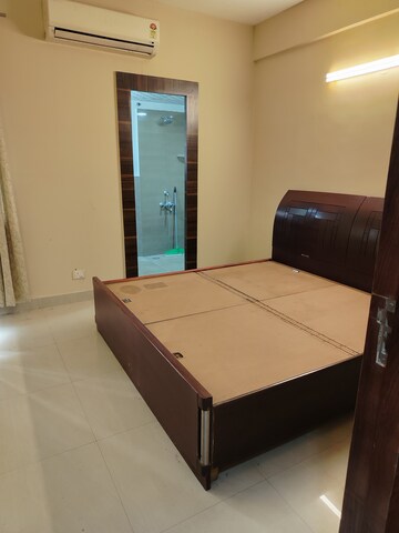 Bedroom in 2 BHK Apartment at Suncity Avenue 76, Sector 76 – for Rent