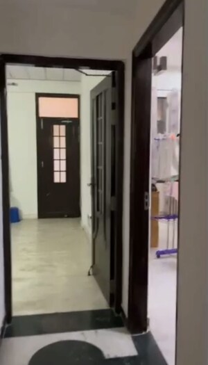 Building Lobby in 3 BHK Builder Floor at Eldeco Ananda, Sector 48 – for Rent