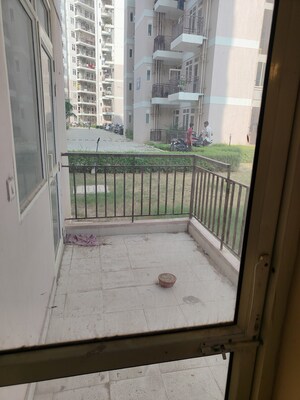 Balcony in 2 BHK Apartment at Suncity Avenue 76, Sector 76 – for Rent