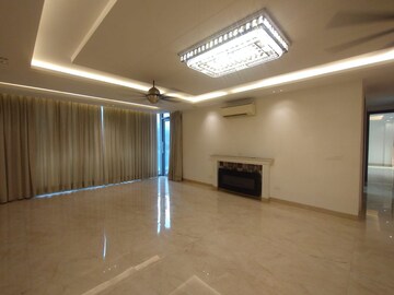 Room in 3 BHK Builder Floor at VKS Palm Drive, Pataudi – for Sale