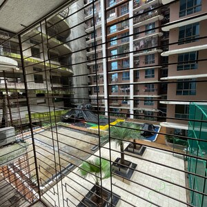 Balcony in 1 BHK Apartment at Malad East – for Rent