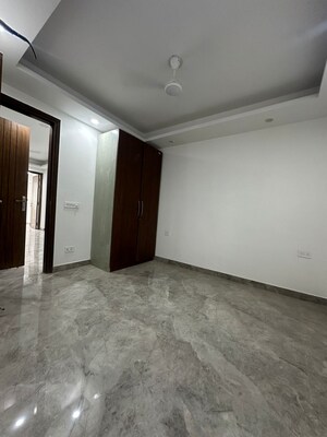 Room in 2 BHK Builder Floor at Saket – for Sale