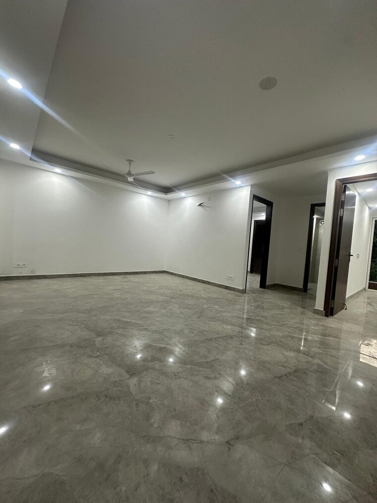 Room, saket 2 Bedroom 806 Sq.Ft. Builder Floor In Saket Delhi 9262708