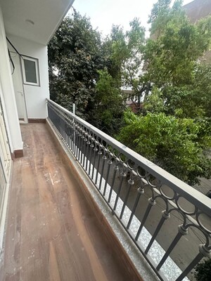 Balcony in 2 BHK Builder Floor at Saket – for Sale
