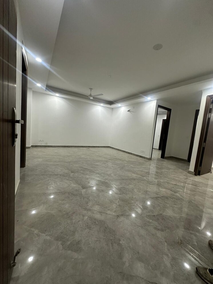 Room, saket 2 Bedroom 806 Sq.Ft. Builder Floor In Saket Delhi 9262708