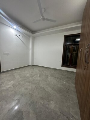 Room in 2 BHK Builder Floor at Saket – for Sale
