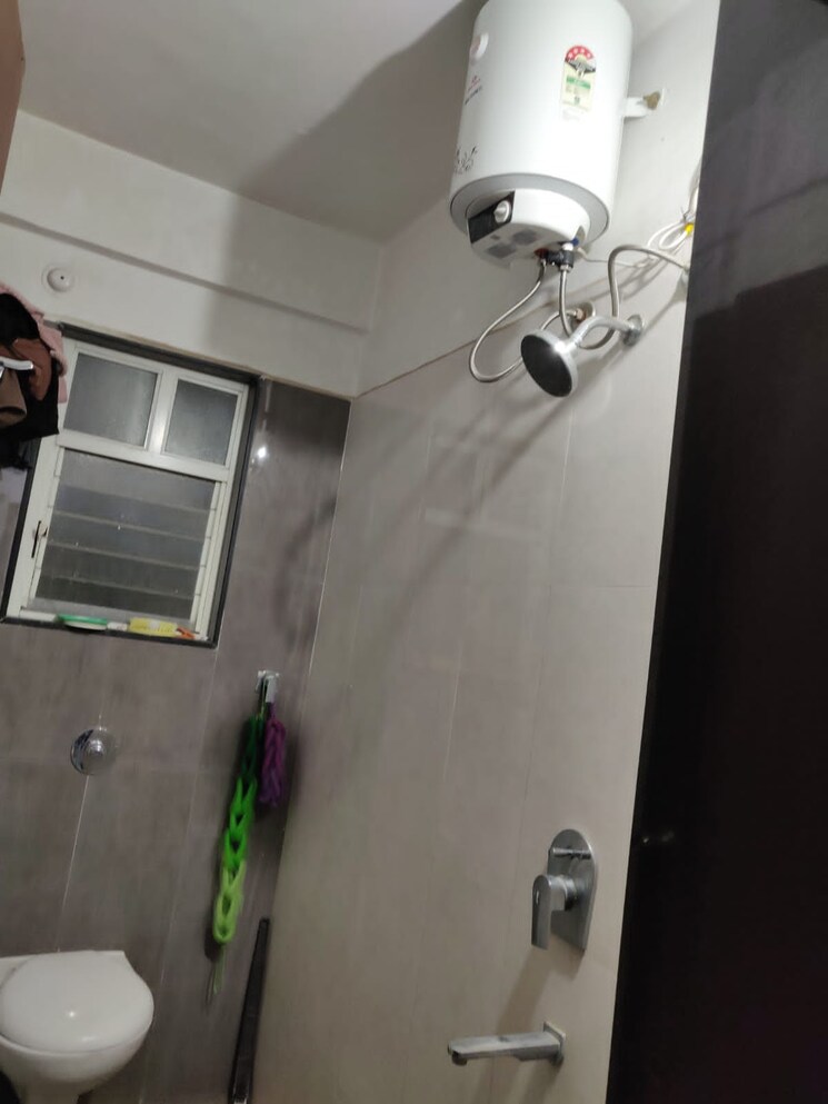 Bathroom, wakad 2 Bedroom 759 Sq.Ft. Apartment In Wakad Pune 9262725