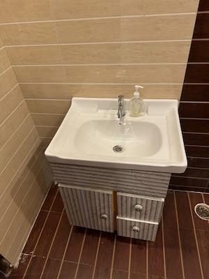 Bathroom in 1 BHK Independent House at Sector 4 – for Rent