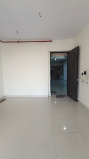 Room in 2 BHK Apartment at Ashar Edge, Pokhran Road No Two – for Rent