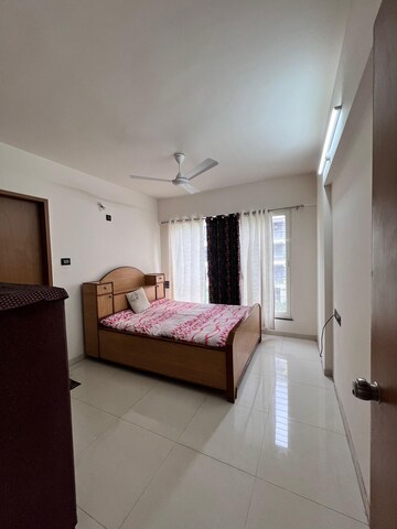 Bedroom in 3 BHK Apartment at Wakad – for Rent