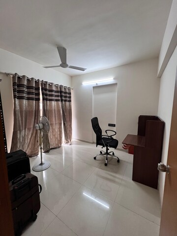 Bedroom in 3 BHK Apartment at Wakad – for Rent