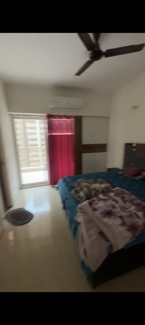 Living Room in 2 BHK Apartment at Gaur City 7th Avenue, Sector 4 Greater Noida – for Rent
