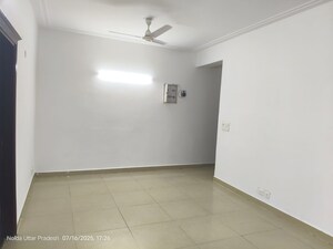 Room in 3 BHK Apartment at Gaur Saundaryam, Tech Zone 4 Greater Noida – for Sale