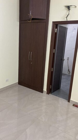 Room in 3 BHK Apartment at Gaur Saundaryam, Tech Zone 4 Greater Noida – for Sale