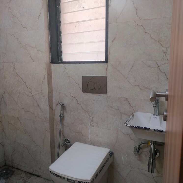Bathroom, pratham-arc-aura 2 Bedroom 900 Sq.Ft. Apartment In Andheri West Mumbai 9262814