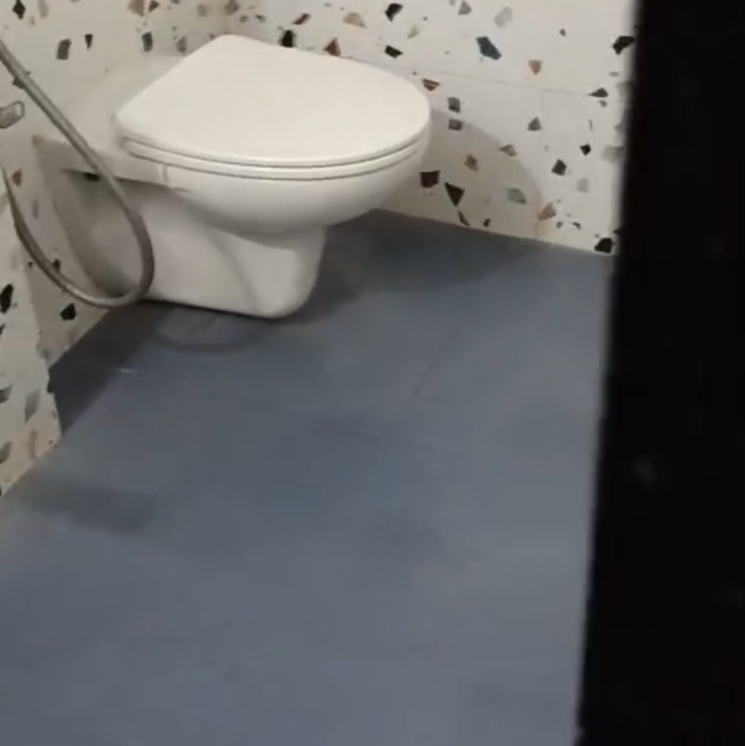 Bathroom, ghatkopar east 1 Bedroom 430 Sq.Ft. Apartment In Ghatkopar East Mumbai 9262833