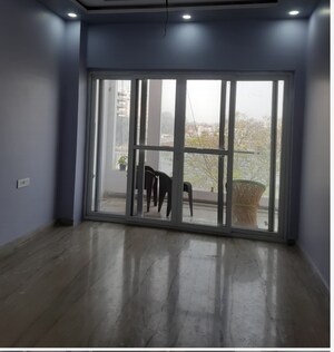 Room in  Office Space at Gomti Nagar – for Rent