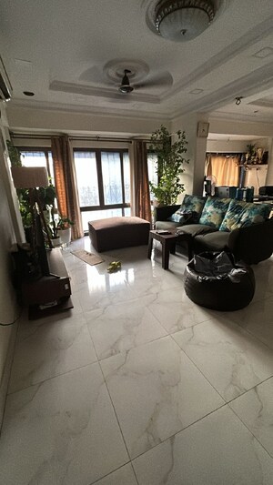 2 BHK Apartment For Rent in Bandra West
