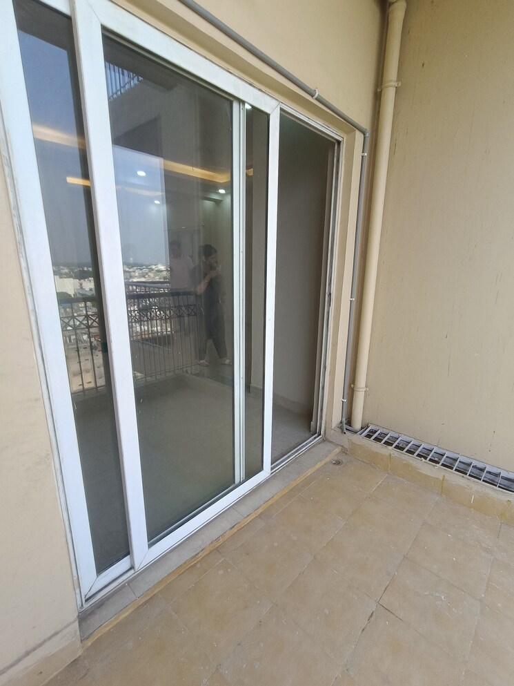 undefined, tashee-capital-gateway 2 Bedroom 1295 Sq.Ft. Apartment In Sector 111 Gurgaon 9262939