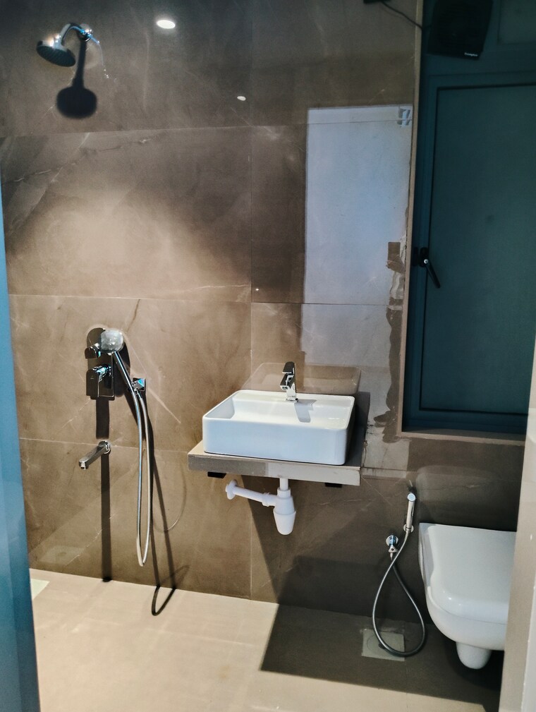 Bathroom, arkade-vistas 3 Bedroom 1060 Sq.Ft. Apartment In Goregaon East Mumbai 9262916