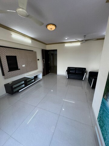 Hall in 2 BHK Apartment at Eskay Venture Itus, Andheri West – for Rent
