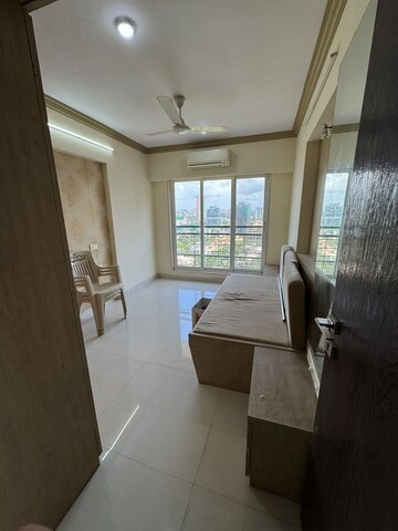 Bedroom in 2 BHK Apartment at Eskay Venture Itus, Andheri West – for Rent