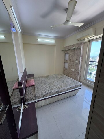 Bedroom in 2 BHK Apartment at Eskay Venture Itus, Andheri West – for Rent