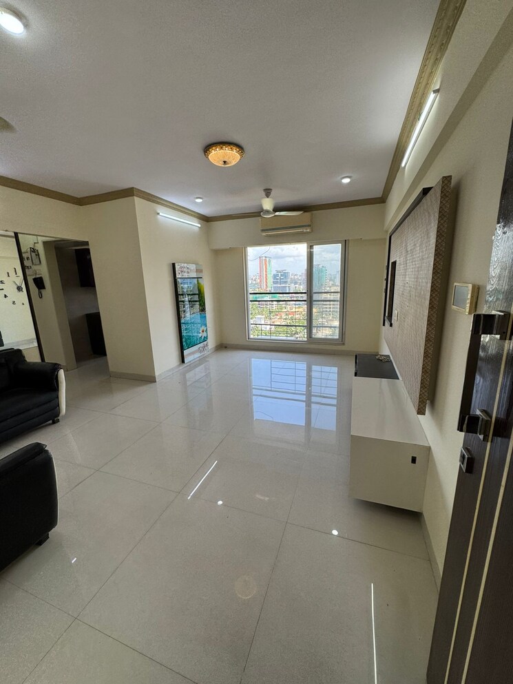 Living Room, eskay-venture-itus 2 Bedroom 645 Sq.Ft. Apartment In Andheri West Mumbai 9262919