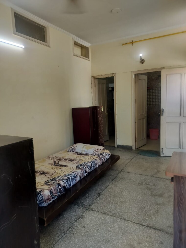 Bedroom, rwa-apartments-sector-26 1 RK 380 Sq.Ft. Villa In Sector 26 Noida 9262922