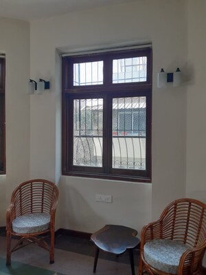 Room in 2 BHK Apartment at Colaba – for Sale