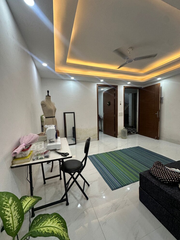 Master Bedroom, saket 2 Bedroom 803 Sq.Ft. Independent House In Saket Delhi 9262943