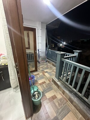 Parking in 2 BHK Independent House at Saket – for Sale