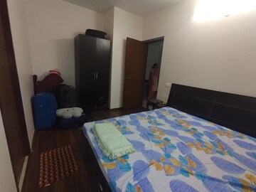 Bedroom in 3 BHK Apartment at Awesome Heights, Andheri East – for Rent