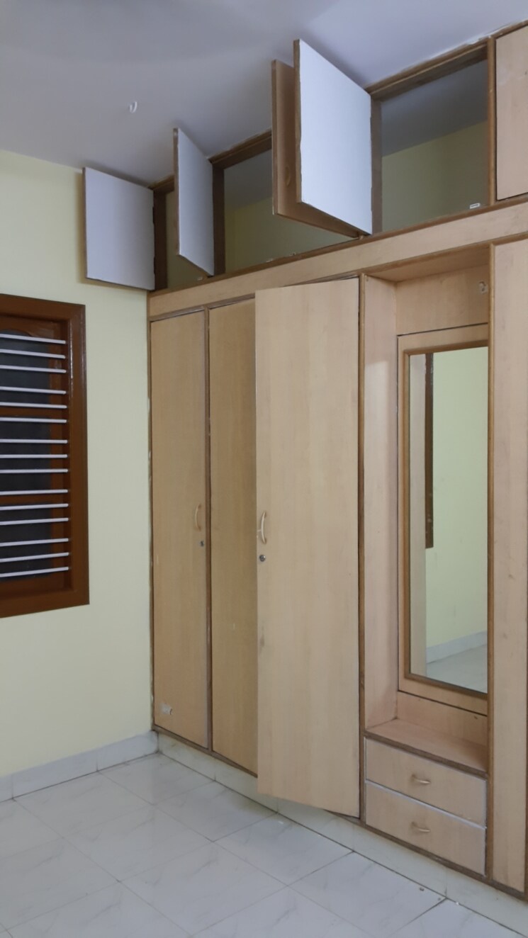 undefined, rt nagar 1 Bedroom 790 Sq.Ft. Independent House In Rt Nagar Bangalore 9262936