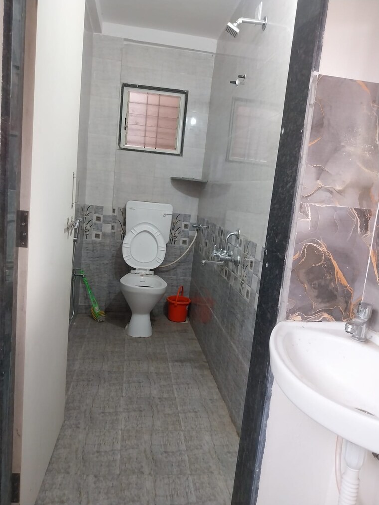 Bathroom, wadgaon sheri 1 Bedroom 580 Sq.Ft. Apartment In Wadgaon Sheri Pune 9262958