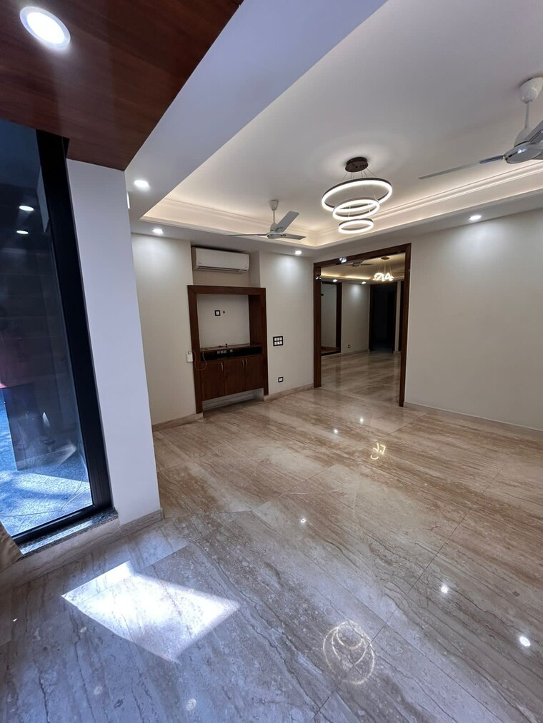 Room, dlf-the-ultima 3 Bedroom 2100 Sq.Ft. Apartment In Sector 81 Gurgaon 9263017