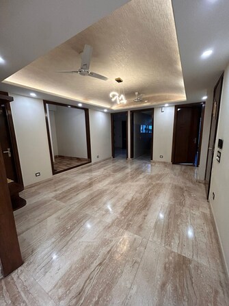 4 BHK + Servant Room 2824 Sq.Ft. Apartment in DLF The Ultima