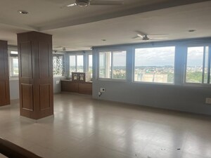 Room in 4 BHK Apartment at Adarsh Crystal, Cambridge Layout – for Sale