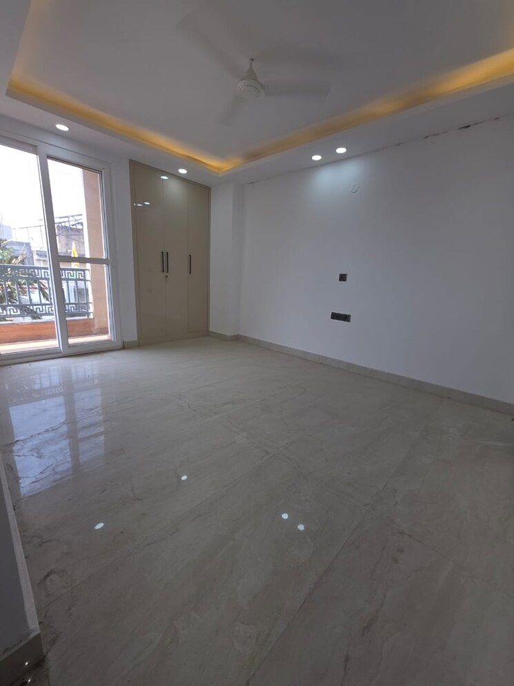 Room, saket 3 Bedroom 1500 Sq.Ft. Independent House In Saket Delhi 9263122