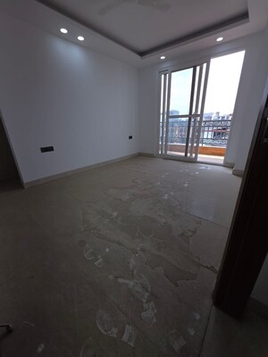 Room in 3 BHK Independent House at Saket – for Sale